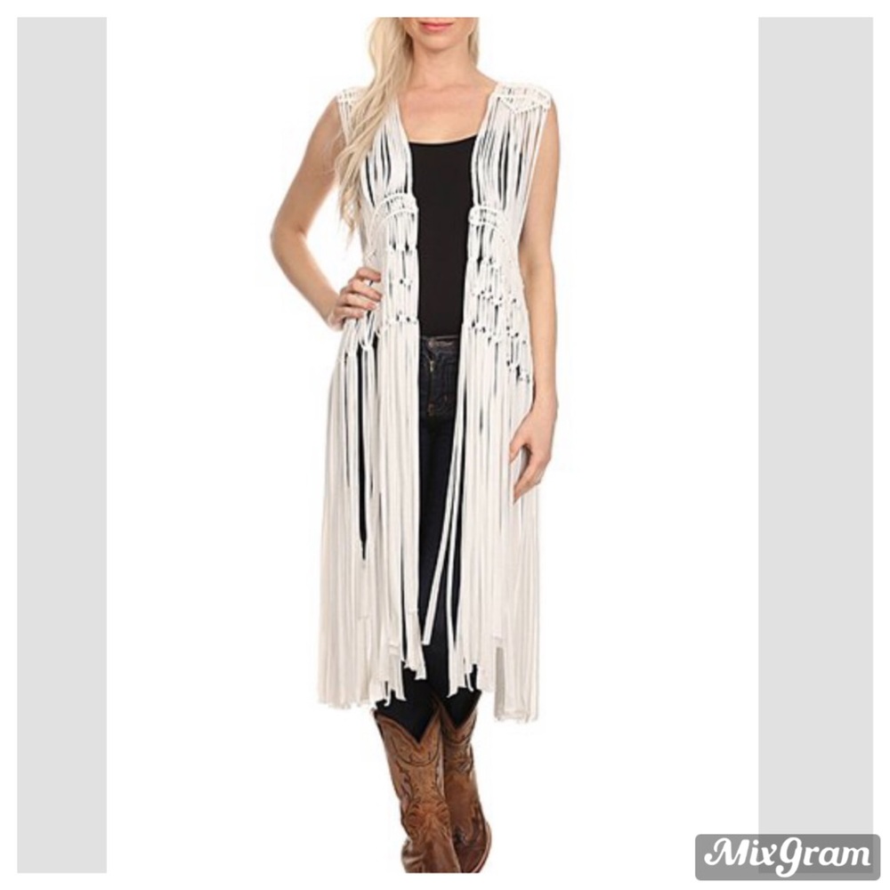 🛍5/20 Wishlist Long Crochet vest SZ S/M